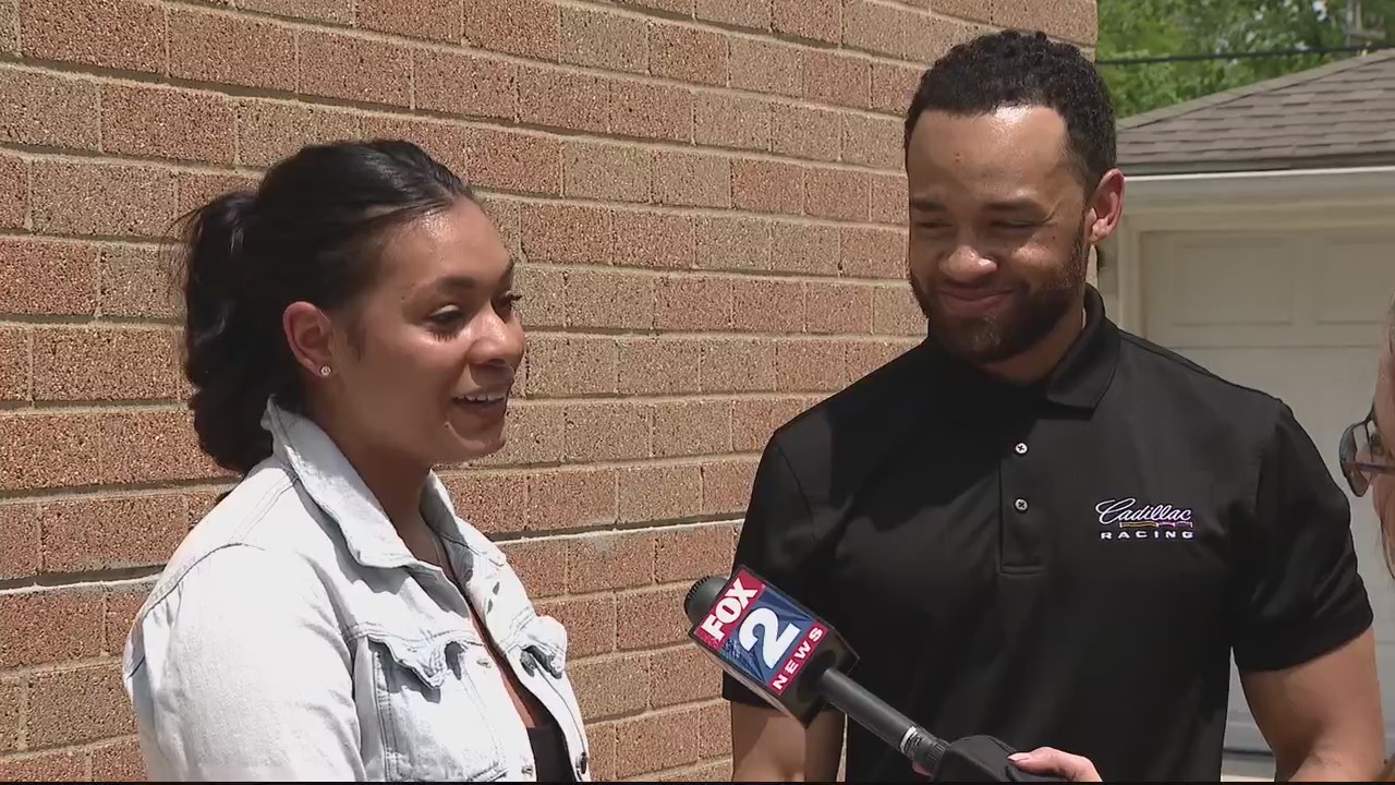 Couple pivots after getting wedding plans at Rattlesnake Club canceled
