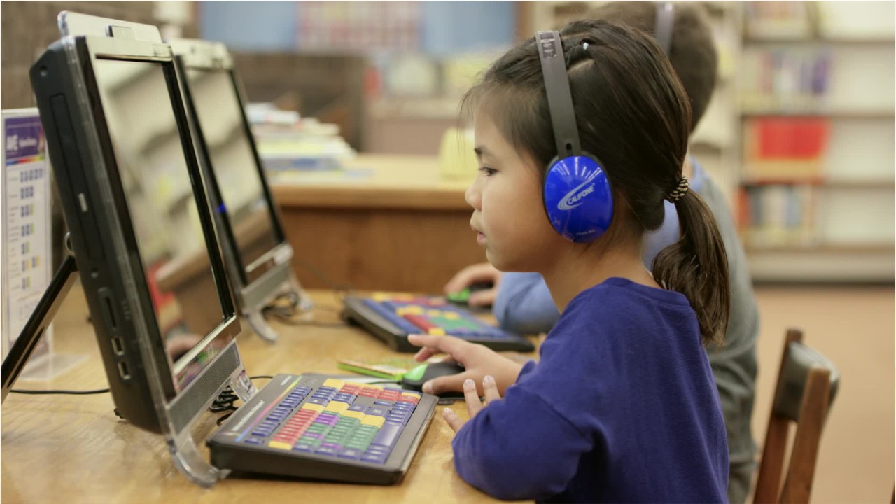 New e-book policy may cause months-long wait times for library patrons