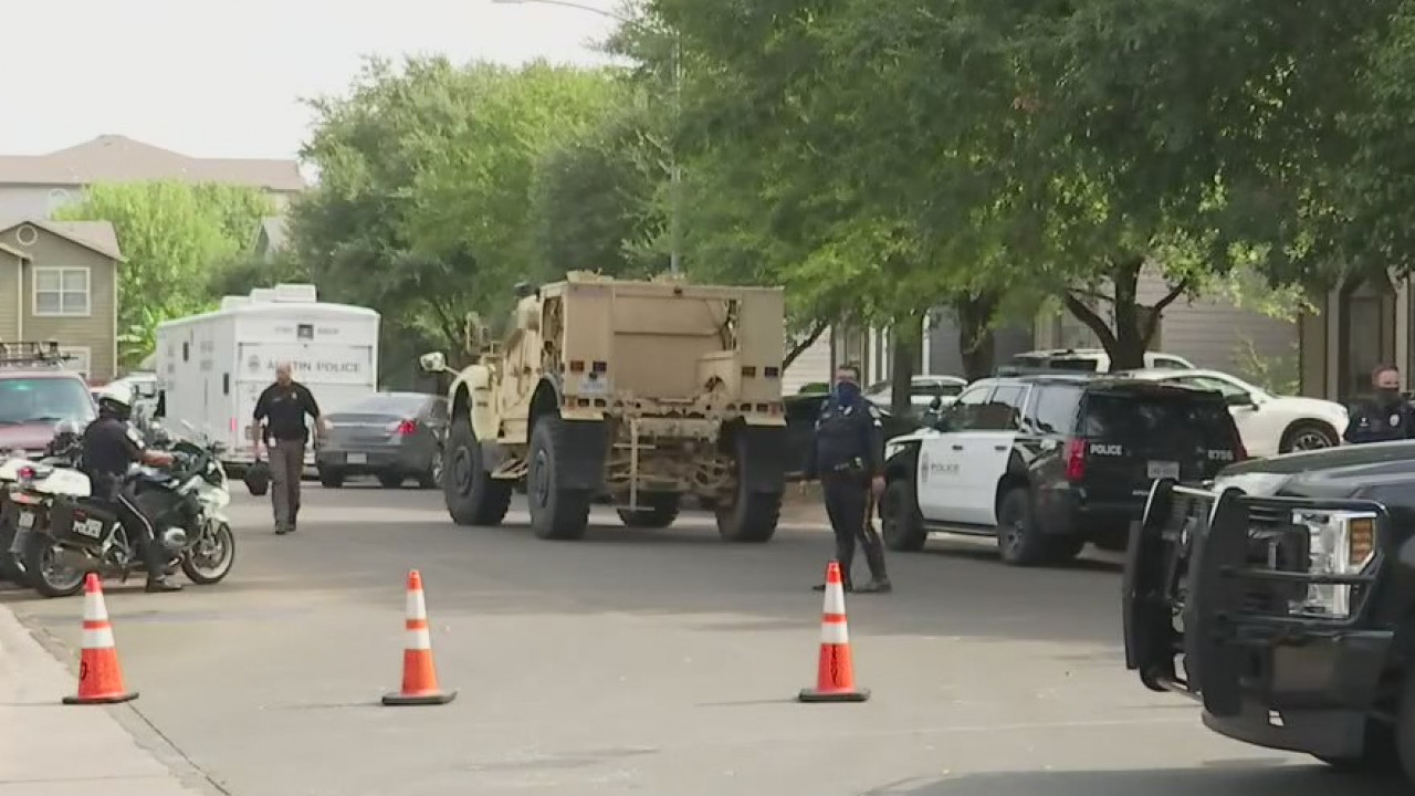 SW Austin SWAT situation continues