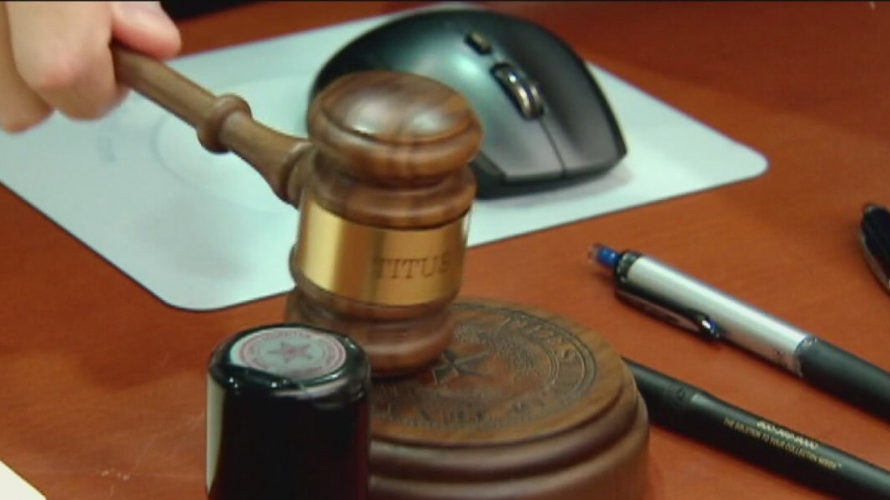 Texas Supreme Court blocks enforcement of Austin dine-in curfew