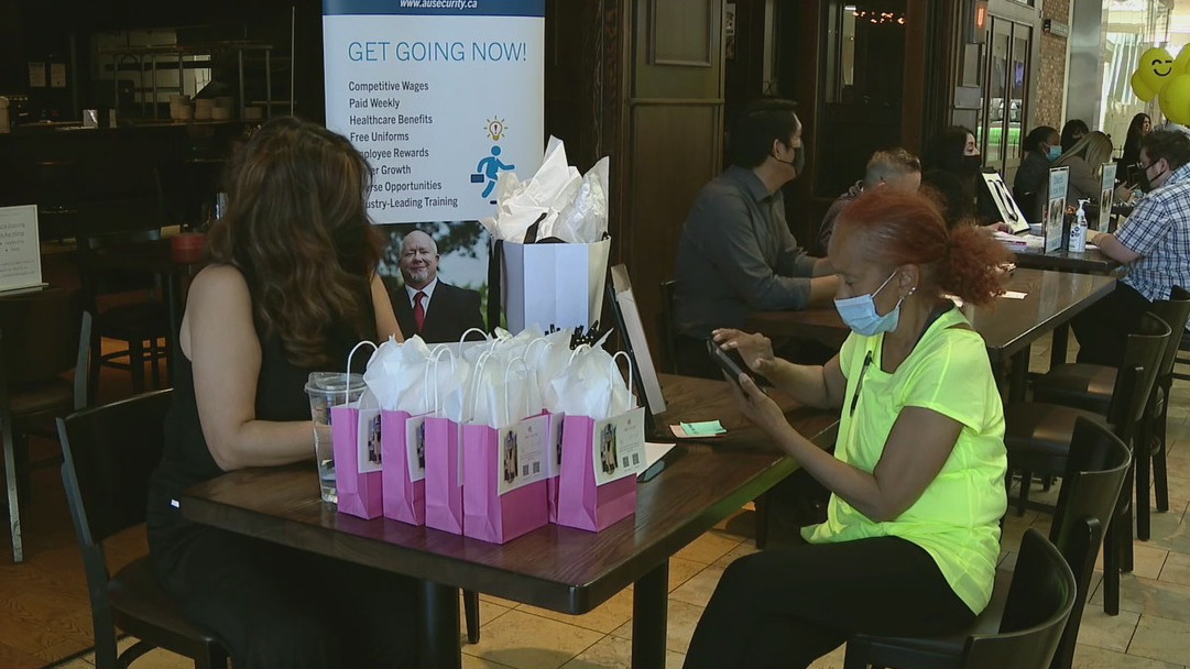 Businesses, jobseekers attend job fair in Scottsdale