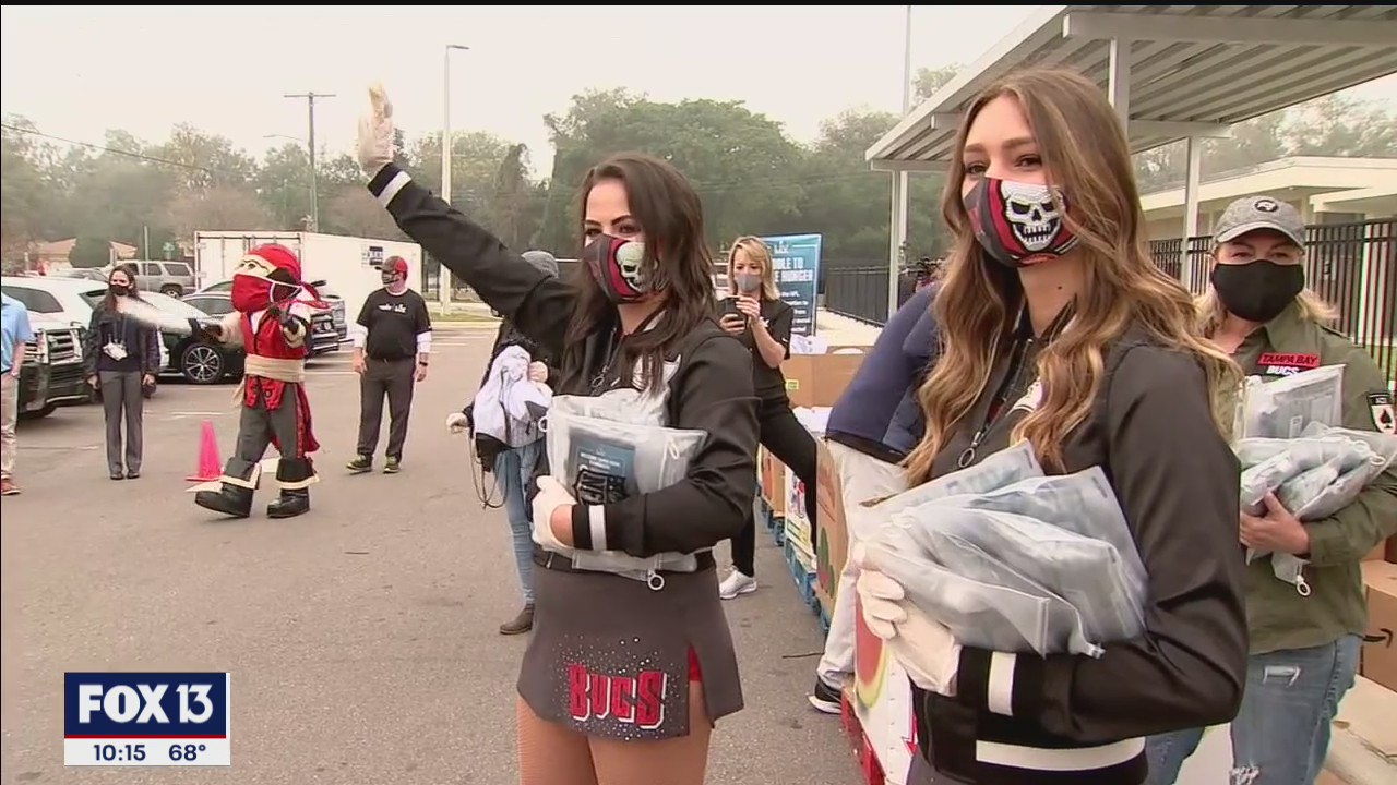 NFL helps the hungry