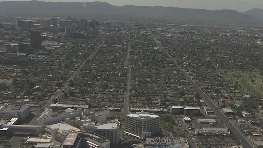 Phoenix-area housing market booming as many pay far over selling price