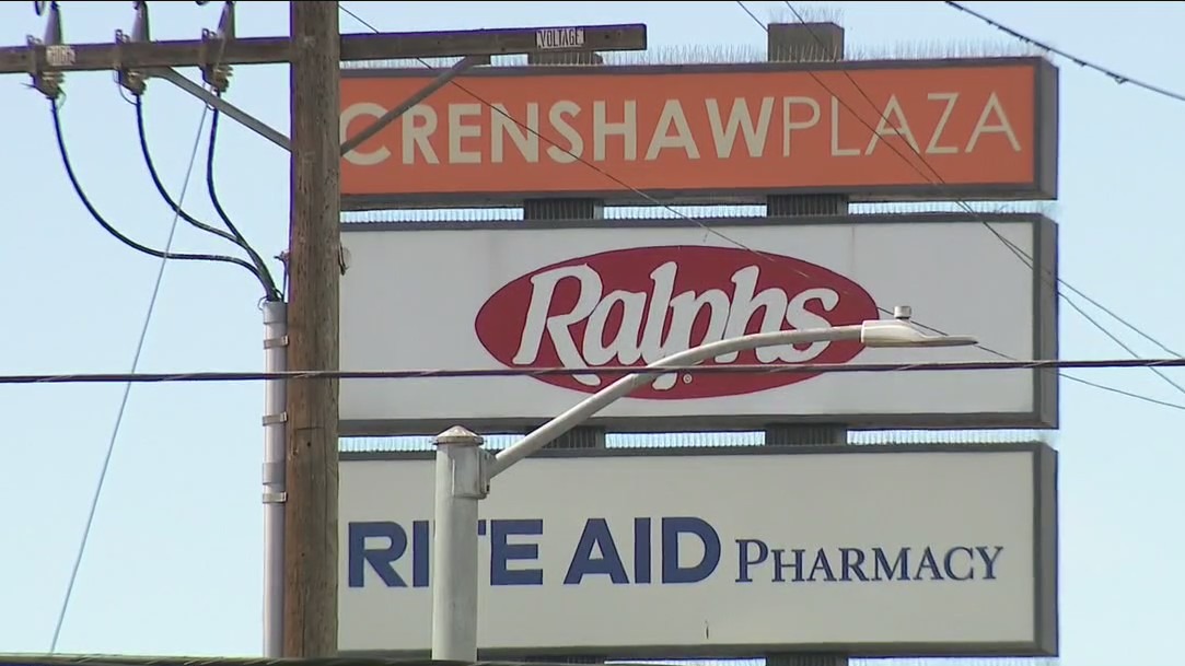 Community reacts to closing of local grocery stores over Hero Pay