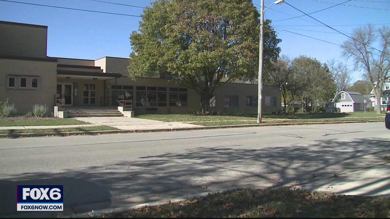 In Waukesha, nearly 1,000 students quarantined
