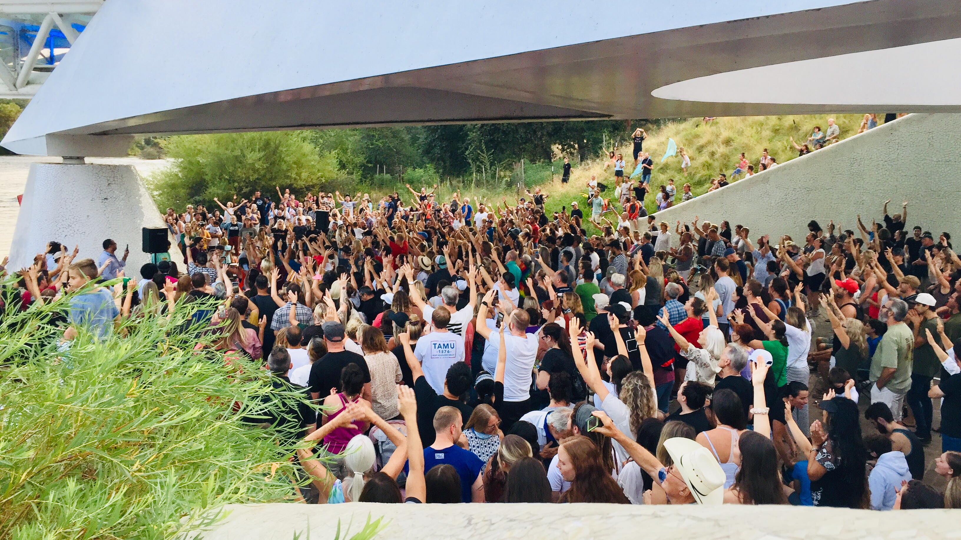 Worshipers flout social distancing in California