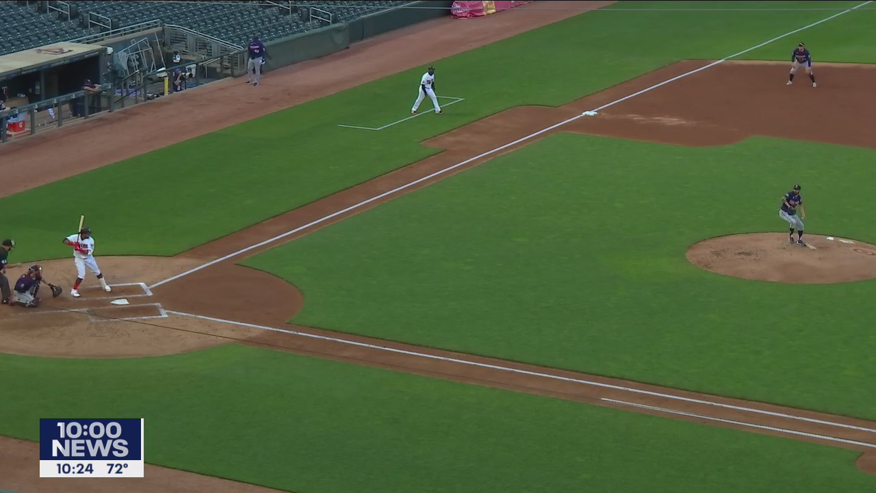 Twins intrasquad game