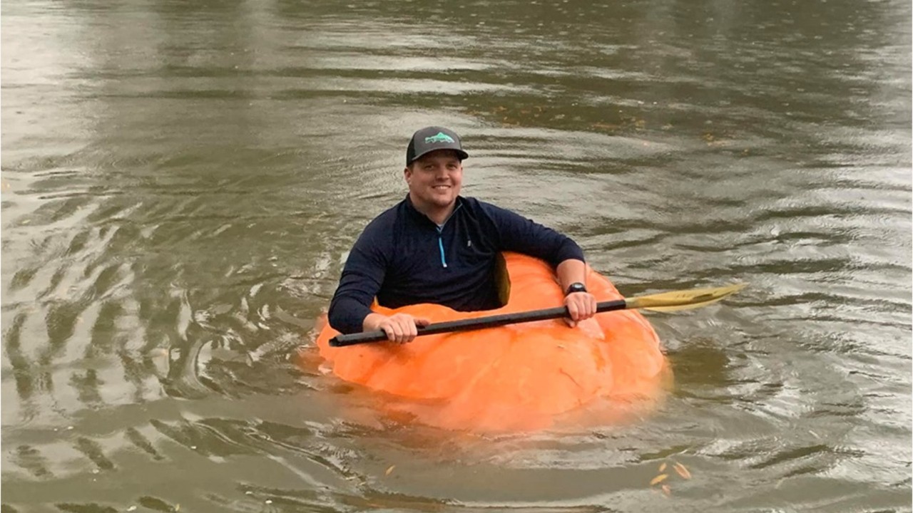 Man grows 910-pound pumpkin, then turns it into a boat