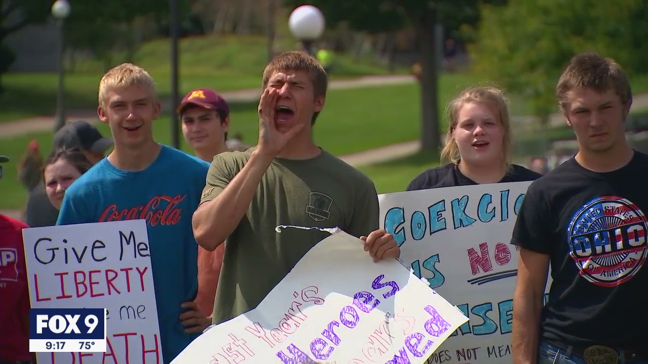 Group rallies against vaccine mandates at Minnesota State Capitol