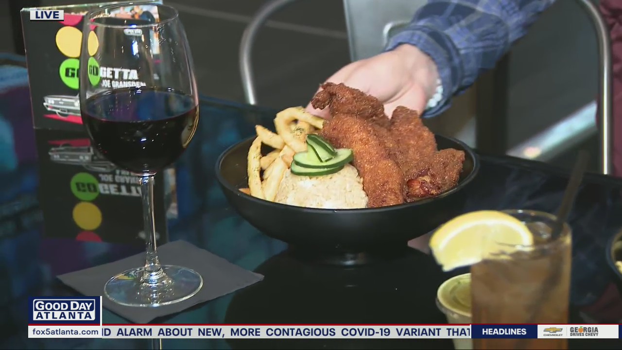 PONKO Chicken donates meals to frontline workers