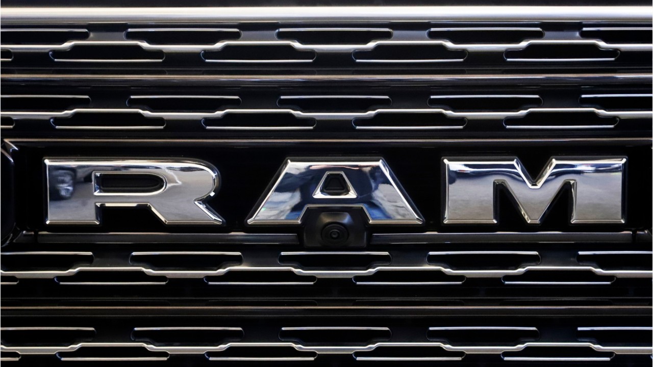 Ram adds 875K pickups to recall for tailgate issue