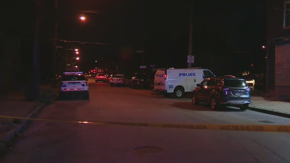 16-year-old charged in shooting of Philadelphia police officer