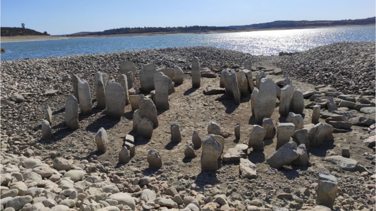 Drought conditions reveal 'Spanish Stonehenge'