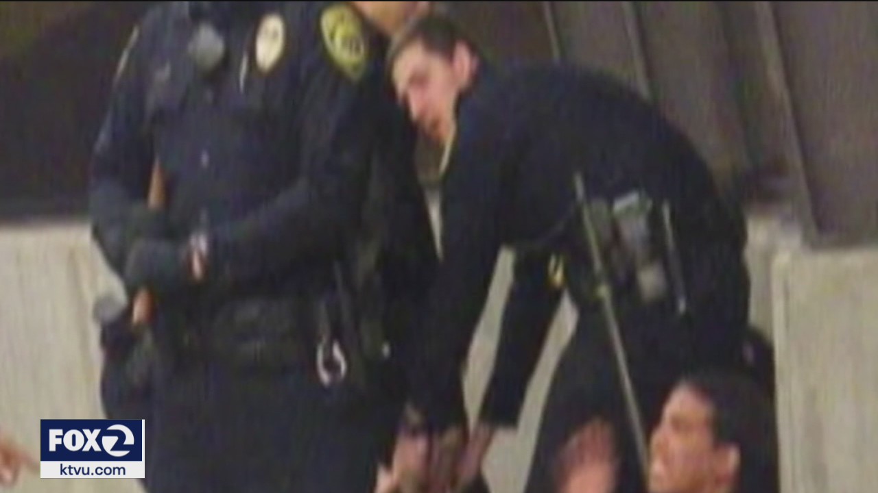 Mistaking gun for Taser brings back memories of Oscar Grant's death