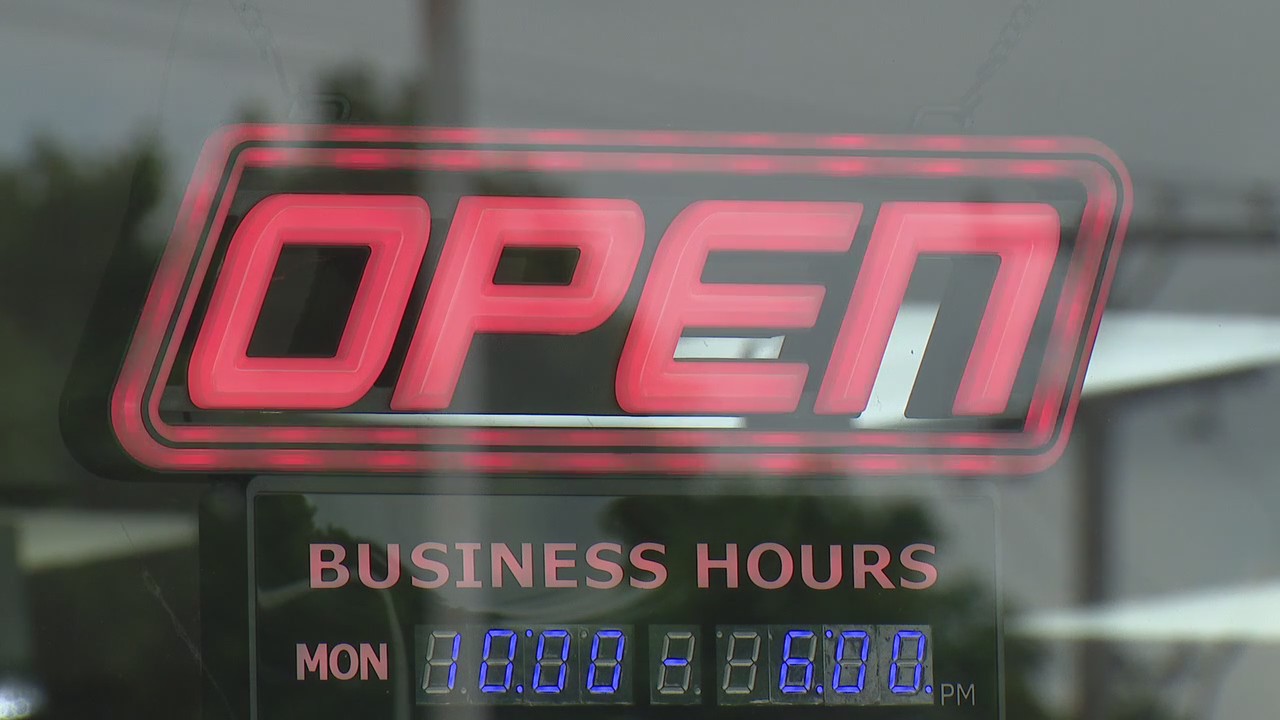 Deadline approaching for small businesses to claim federal money in Macomb County