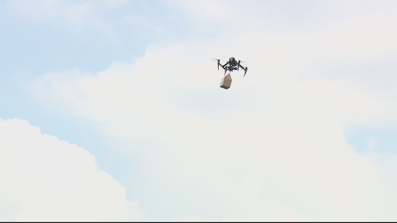 Drones deliver food, drinks to golfers at Taylor golf course
