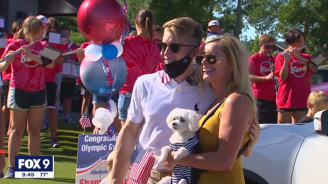 Olympic gymnast Shane Wiskus receives homecoming celebration from Tokyo Games
