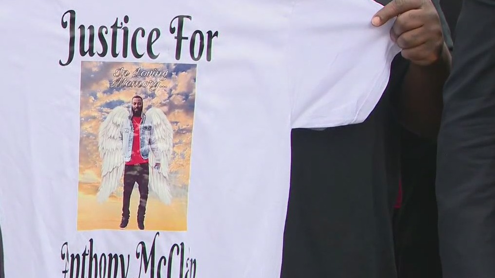 Rally calls for accountability in fatal shooting of Black man by Pasadena police