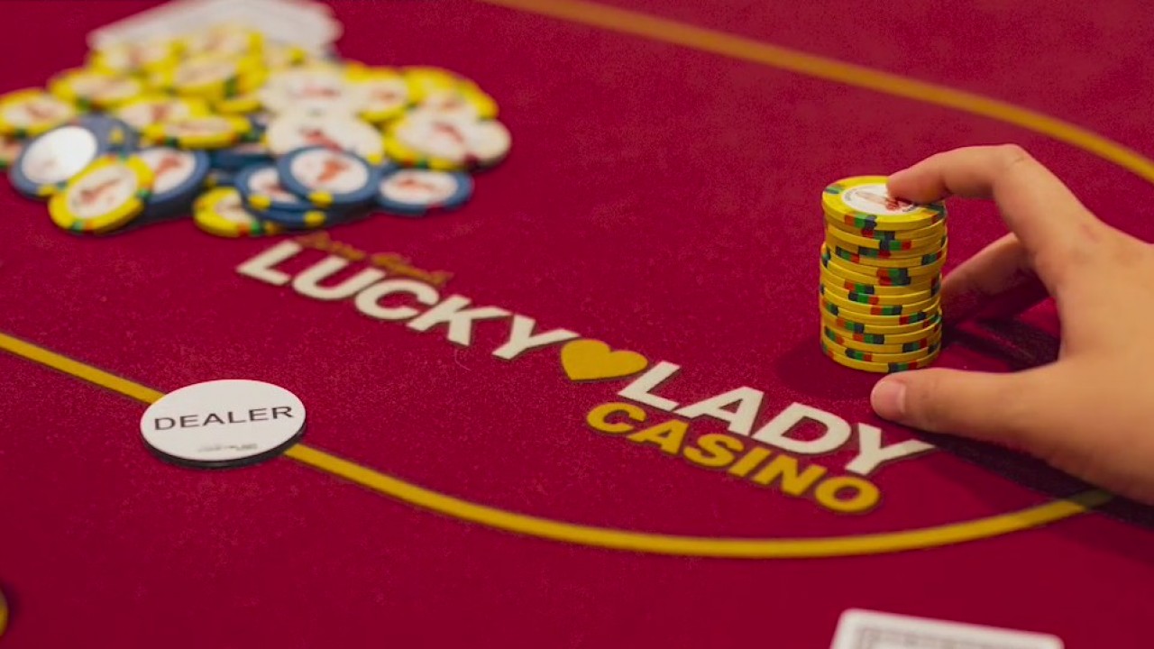FOX 11 Job Finder: Larry Flynt's Lucky Lady Casino looking to hire 400 new employees.