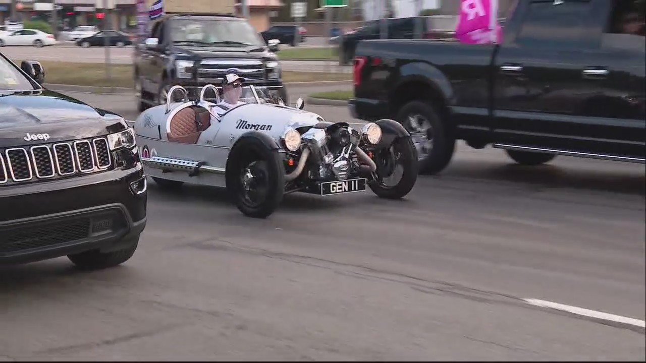 Woodward Dream Cruise returns on a sunny Saturday.
