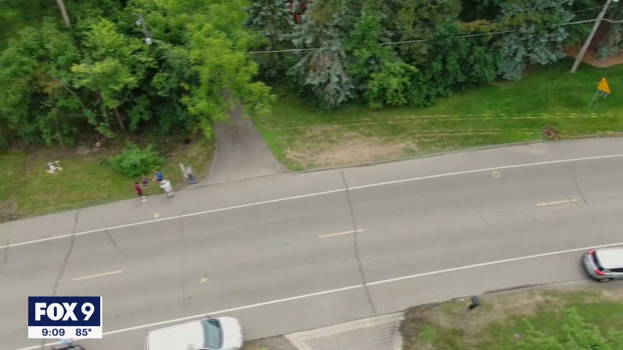 Friends mourn loss of 2 young men killed in Orono crash