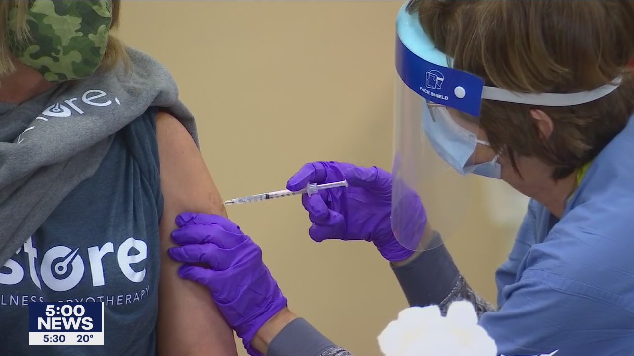 Seniors, healthcare workers line up for COVID-19 vaccine at Canterbury Park