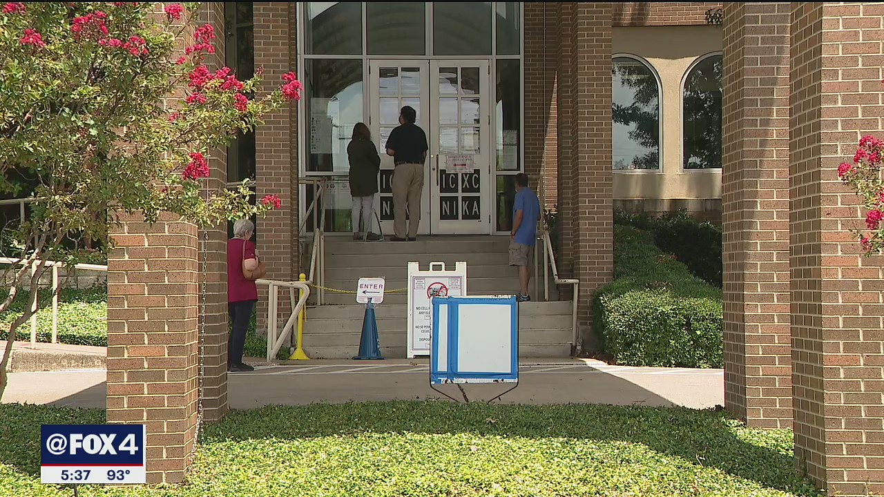 Texans shatter early voting record numbers for primary runoff election