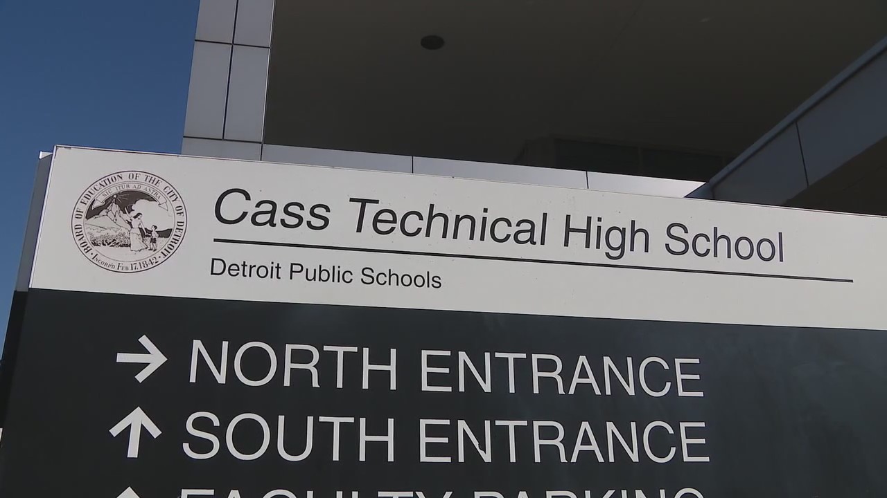 Debate starts anew about renaming Detroit Cass Tech