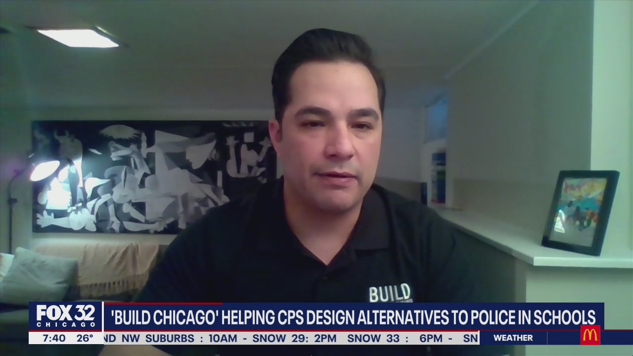 Build Chicago helping CPS find alternative method to police in schools