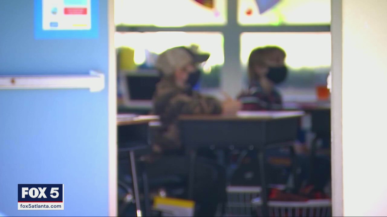 New CDC 3-foot rule for classroom