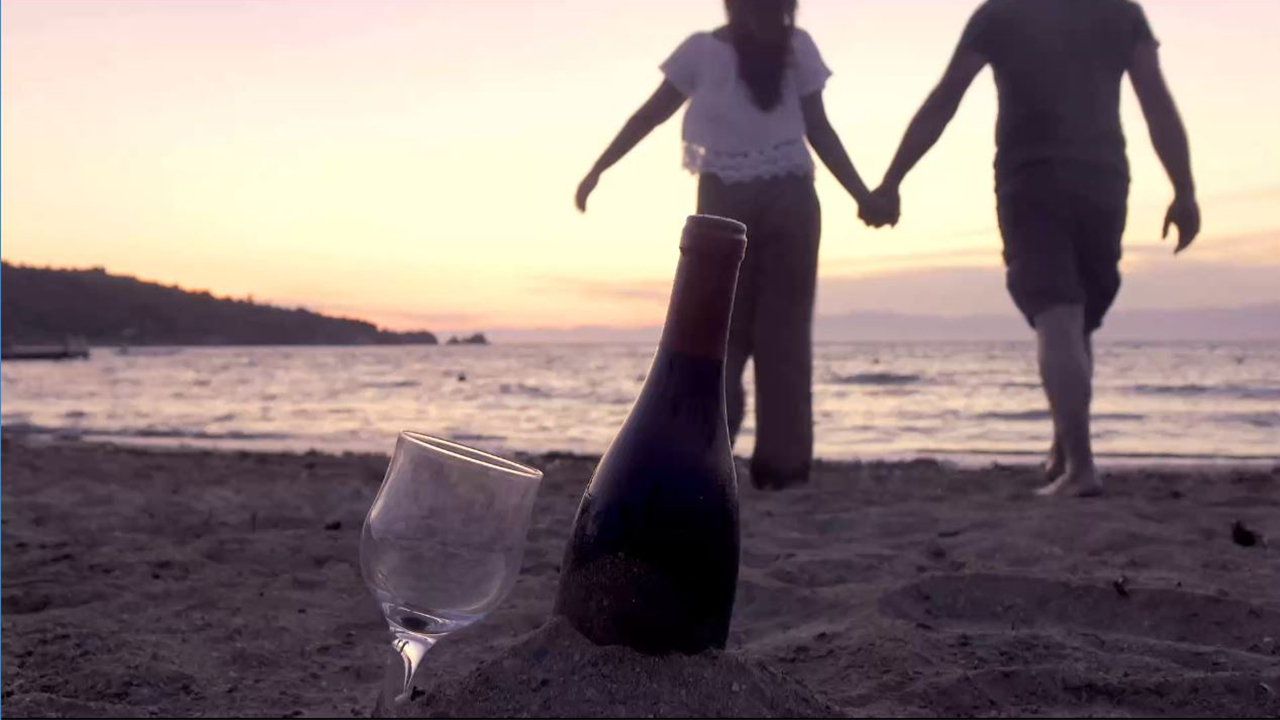 Hotels.com will give one couple $15K for a honeymoon if they mention the company during wedding vows