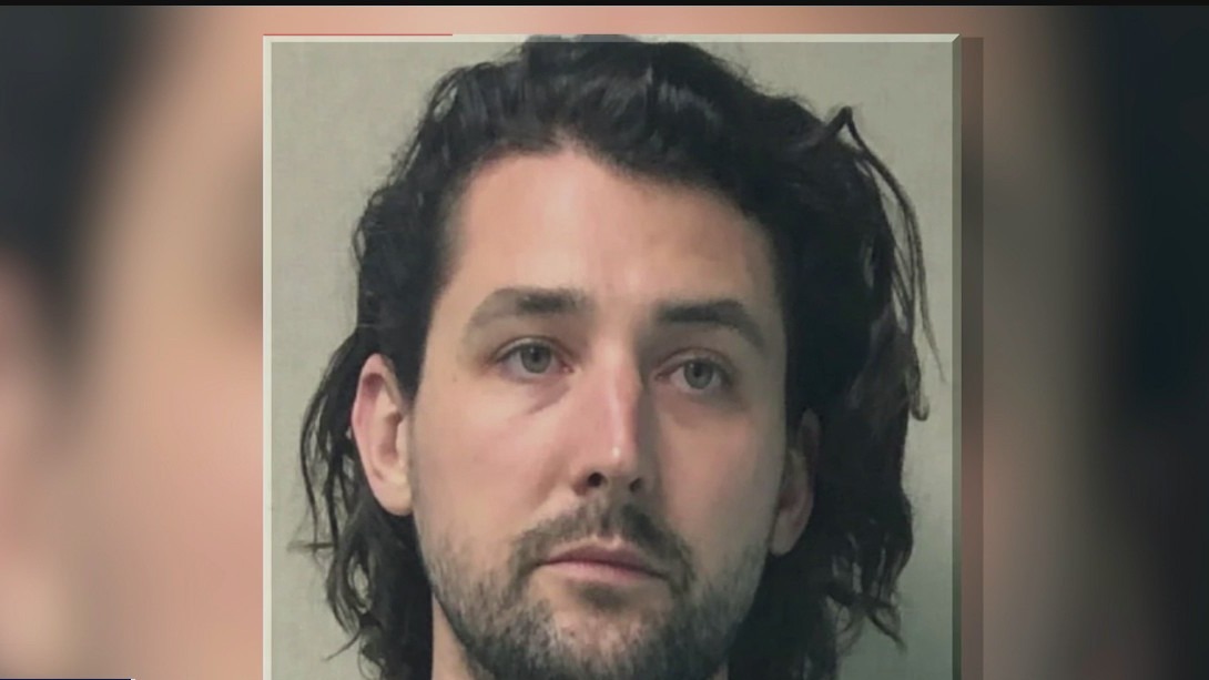 Celebrity sommelier accused of setting fires to outdoor dining facilities