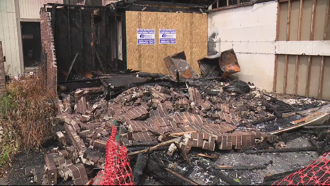 West Bloomfield designer loses everything in housefire when he was out of town
