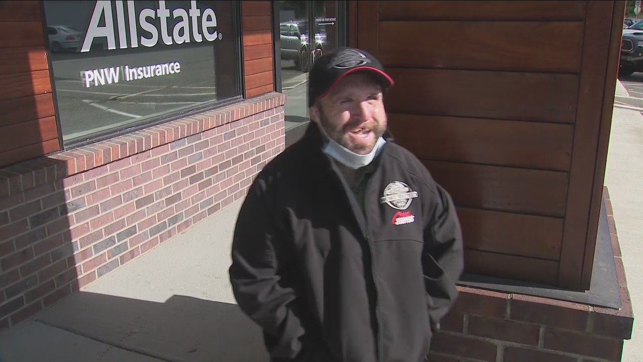 David Rose surprises Special Olympian in Centralia