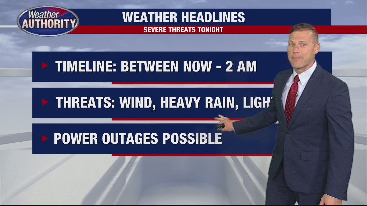 Strong storms moving into SE Michigan