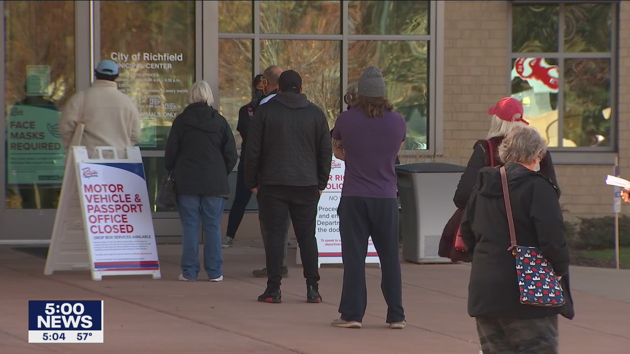 Minnesota residents embrace last chance to vote early in 2020 election