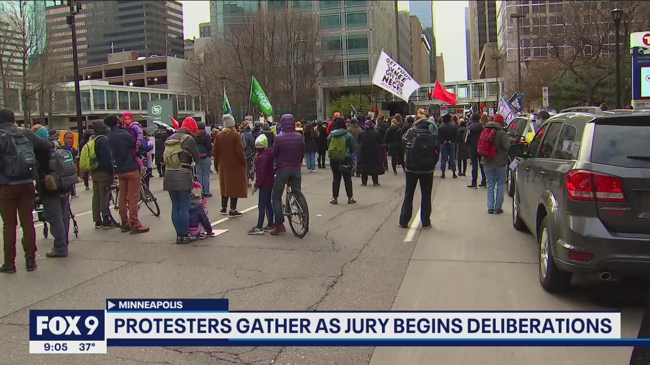 Protesters gather in Minneapolis as jury deliberations begin