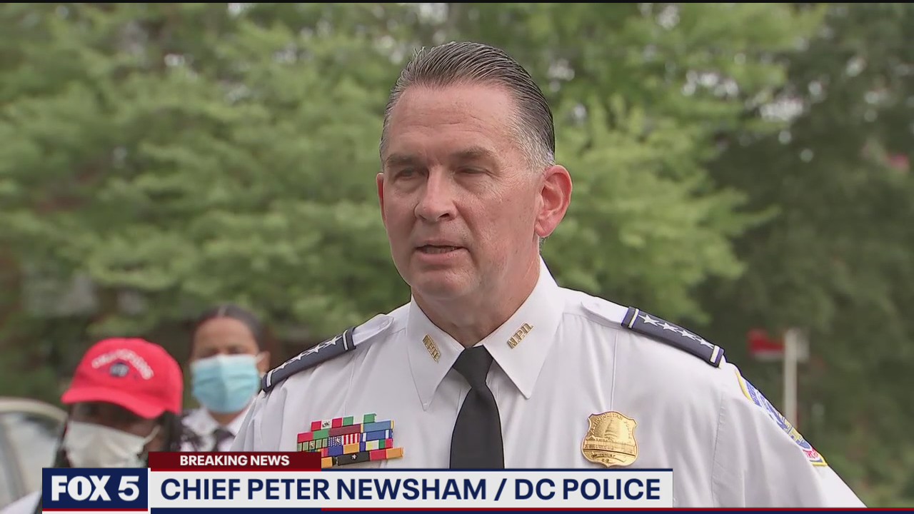 DC police on scene after officer shot and killed a person in Southeast
