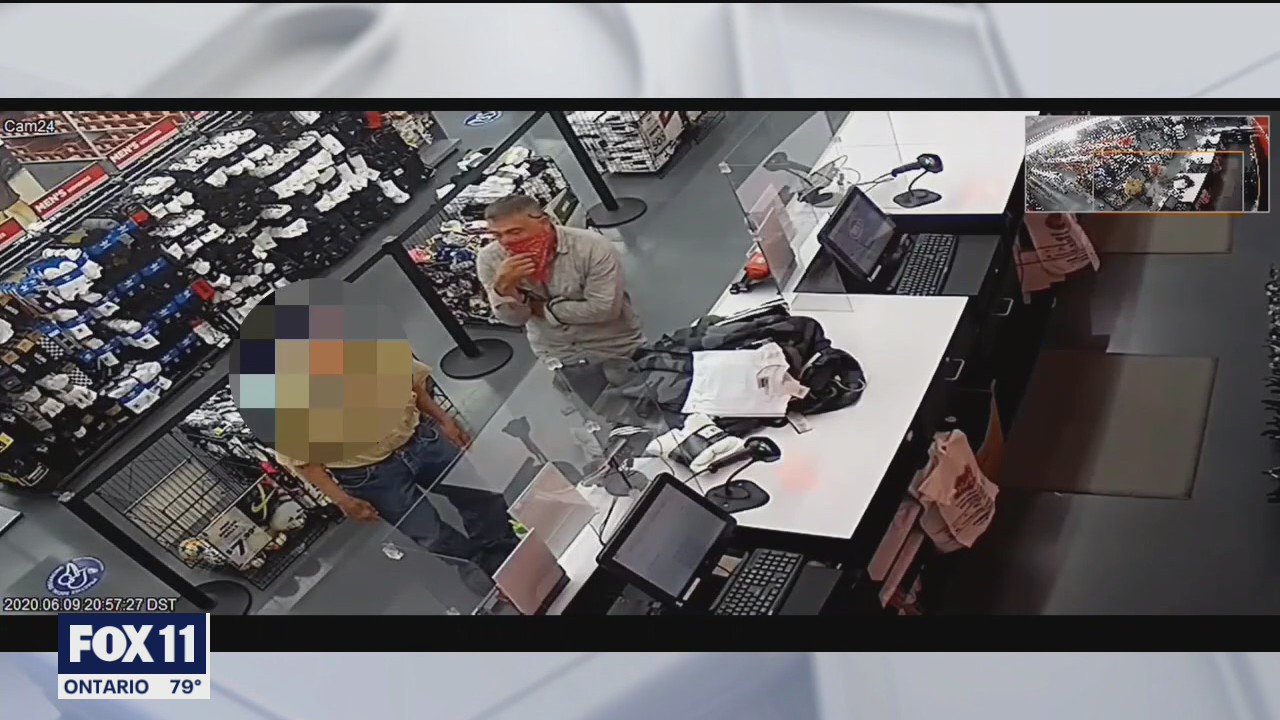 Elderly man burglarized in Santa Ana