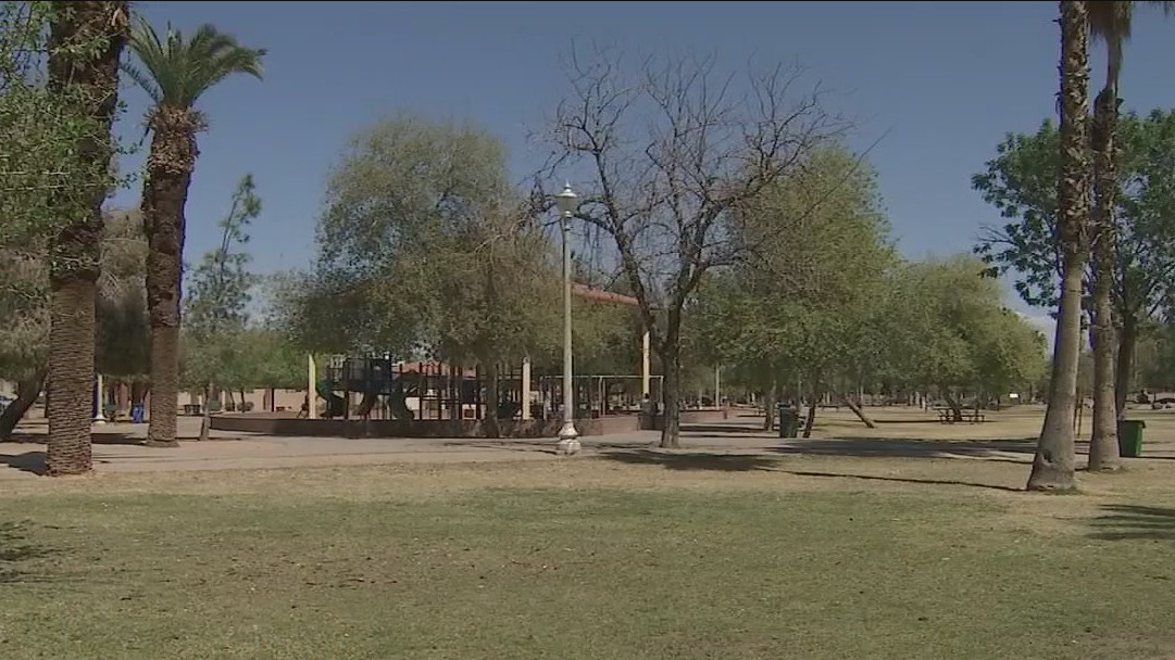Governor Doug Ducey orders Phoenix to fully open parks for Easter weekend