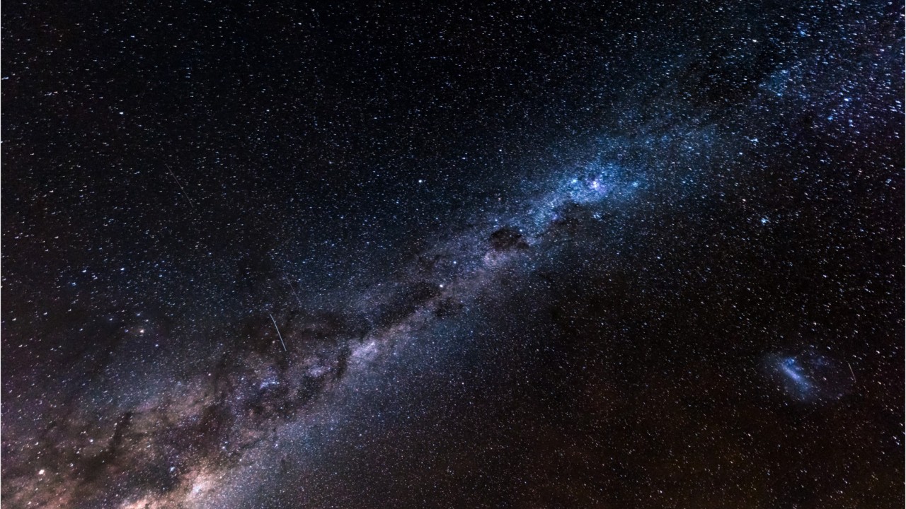 4 mysterious objects spotted in outer space suggest extragalactic activity