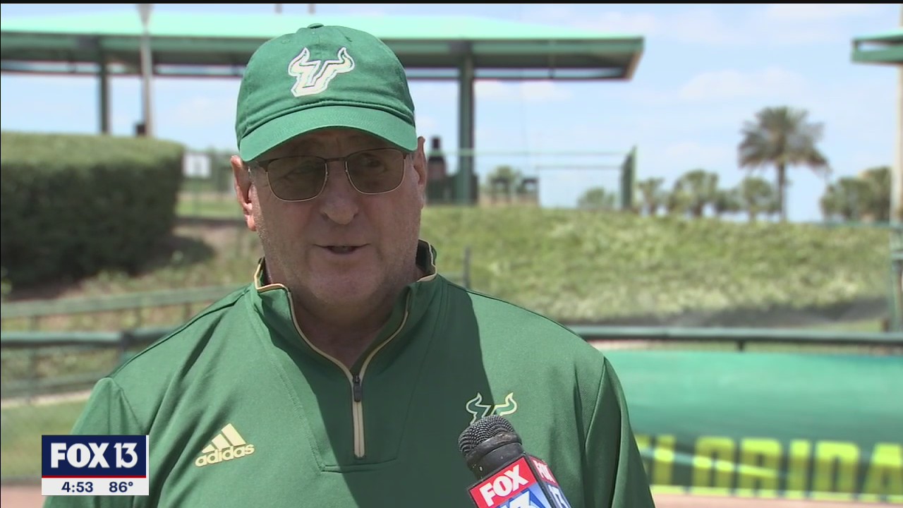 Softball coaching legend looks toward 1,000 wins