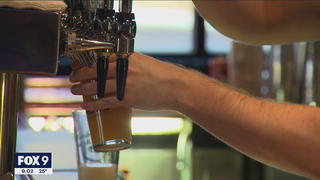 Minneapolis bars lose out as restriction to bar top service is extended