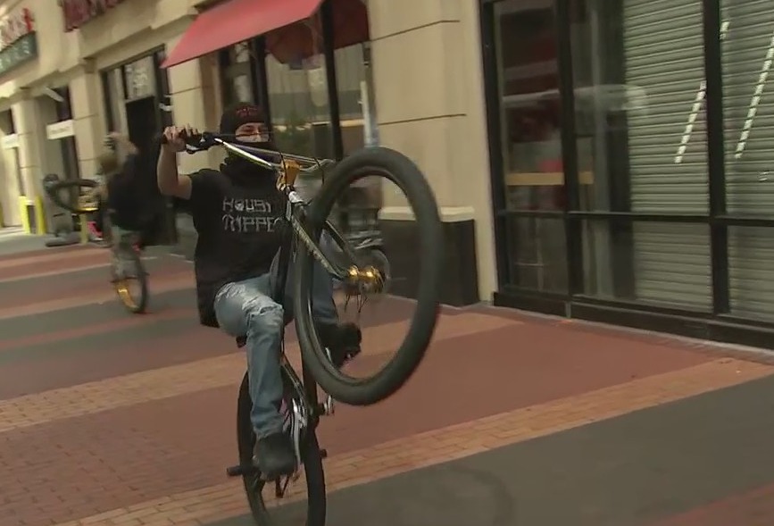 #Bikelife: SE Houston bike team is at forefront of the two-wheel movement