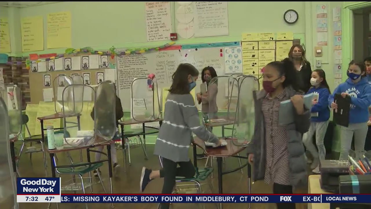 NYC schools 3 feet rule change