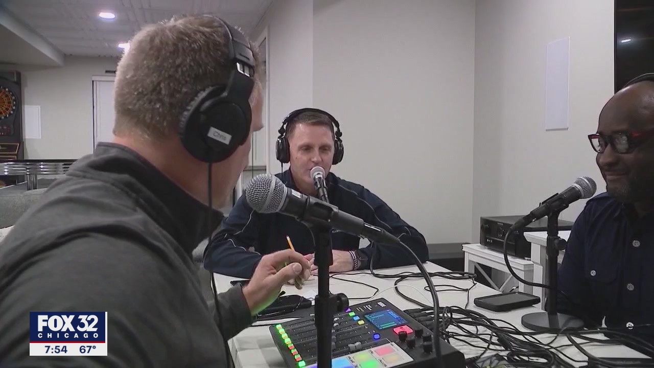 New podcast chronicles the challenges of Chicago-area police officers