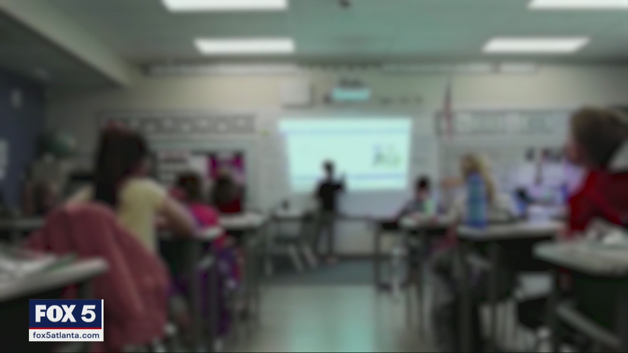 Atlanta schools offer incentives for more substitute teachers