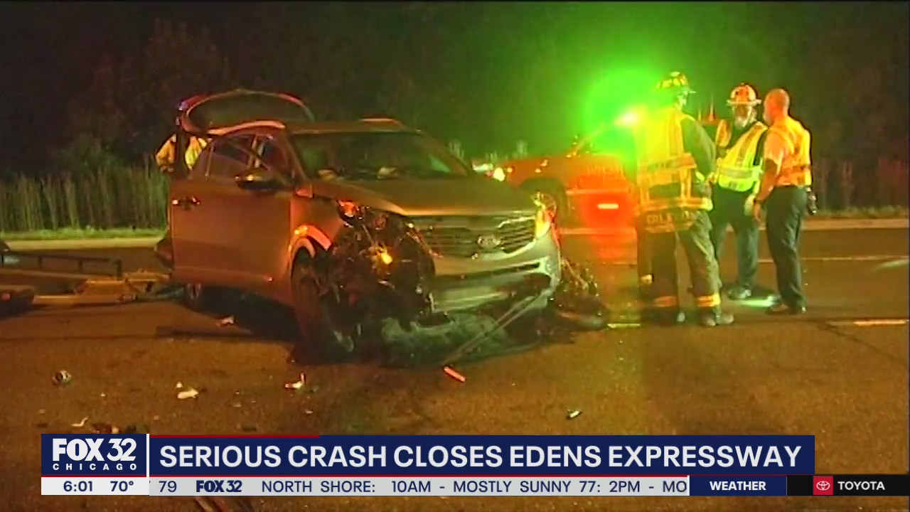 Serious crash briefly closes Edens Expressway