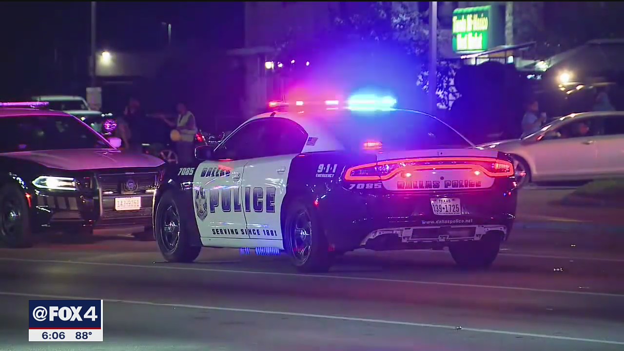 Dallas mayor wants city manager to add more police officers, increase salaries