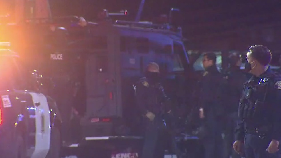 San Jose police looking for gunman